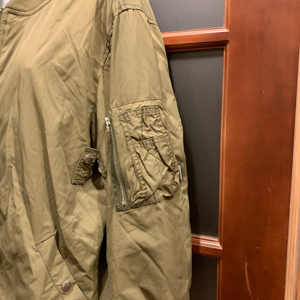 Olive Colored Jacket - Picture 5 of 8